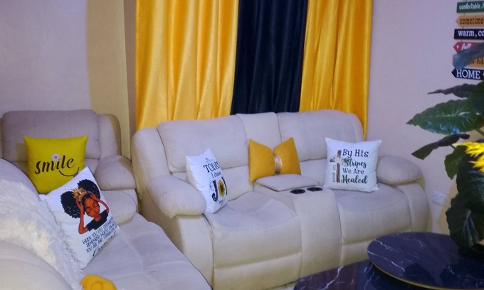 Juja Apartment | Chic 2-bedroom apartment with WiFi, AC in awesome Kalimoni