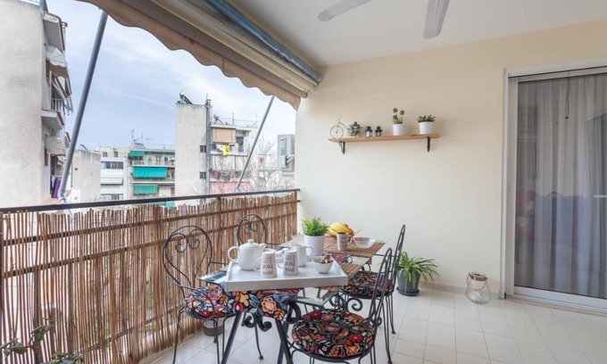 Attiki Apartment | Chic 2-bedroom apartment with AC, WiFi in vibrant Athina