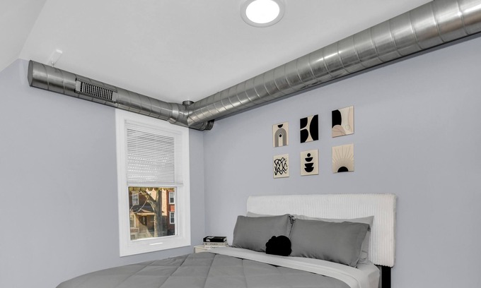 Brighton Park House | Chic & Cozy Chicago Stay Close to Downtown