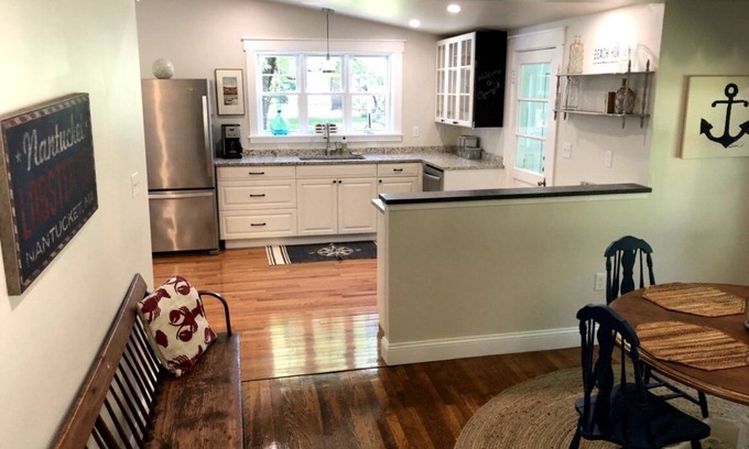 Ogunquit - Wells Condo | Chicky's Place - Spacious Two Bedroom Condo- 15 min walk to Footbridge Beach