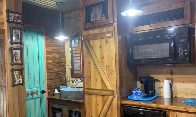 Cache Cabin | Chief Cabin at The Lazy Buffalo Explore the Wichita Mountains Relax & Unwind