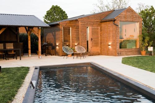 Bekesszentandras House | ChillHouse by Kis Veréb