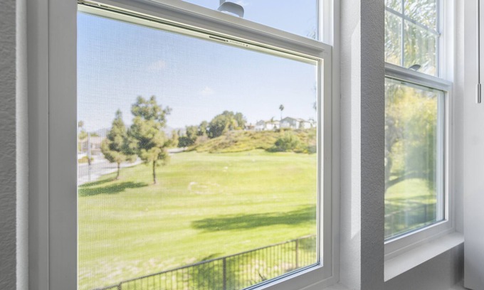 Eastlake Greens House | CHULA VISTA EASTLAKE BEAUTIFUL ELEGANT COZY UNIQUE TOWNHOME 2 BED