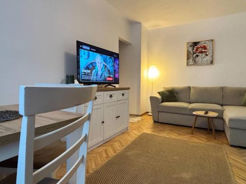 Cluj-Napoca Apartment | Ciao Cozy & Quiet Central Retreat