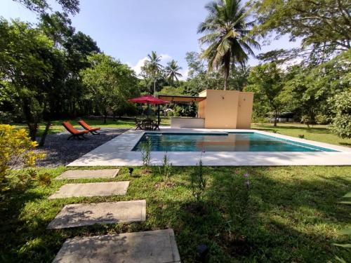 Utica House | CisneCisneros