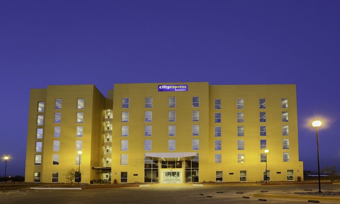 Cananea Hotel | City Express Cananea
