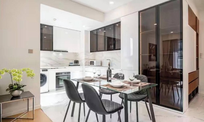 Little Japan Condo | City Lights Galleria | Pool Gym Near Downtown