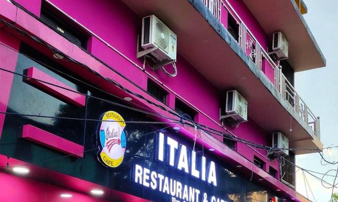 Balrampur Cabin | CITY PARADISE AC DELUXE LODGE, Balrampur