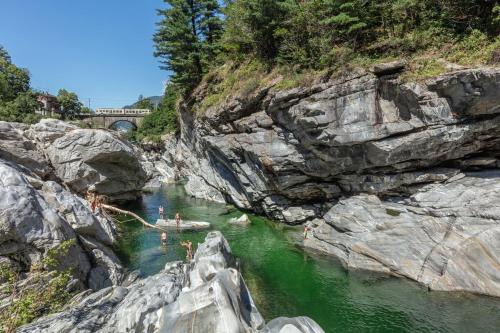 Locarno Apartment | Clara by Fewotessin