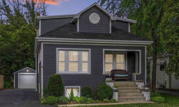 Clarendon Hills House | Clarendon Hills Top Floor