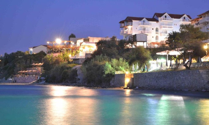 Amoudi Apartment | Clear Horizon