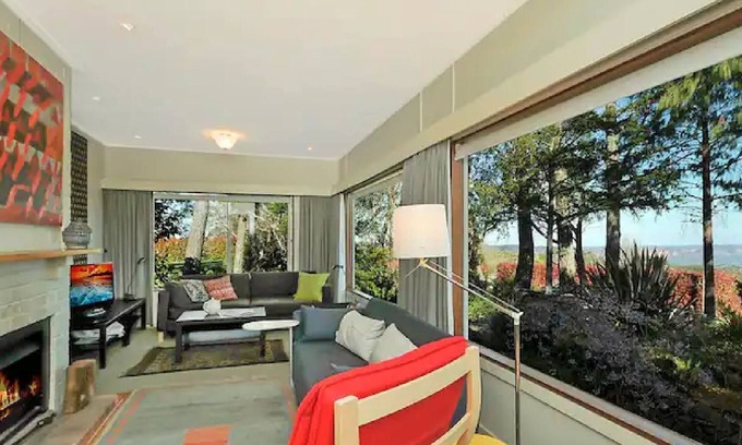 Leura House | Cliffview Cottage with Views