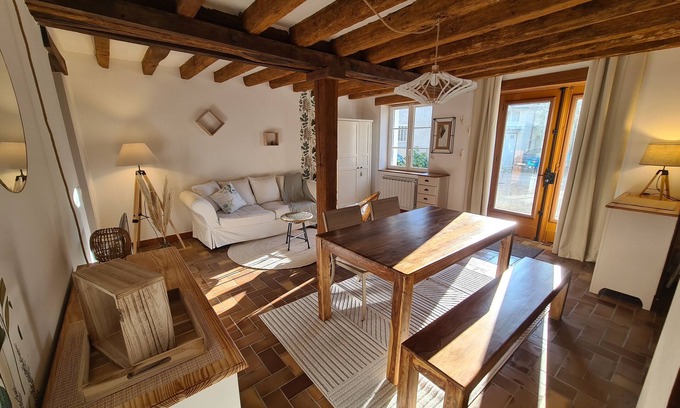 Lye House | Close to Beauval Zoo and Châteaux, Gîte de la Renardière, Ideal for families