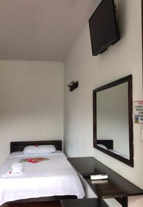 Carmen de Apicala Hotel | Club Campestre El Rubí