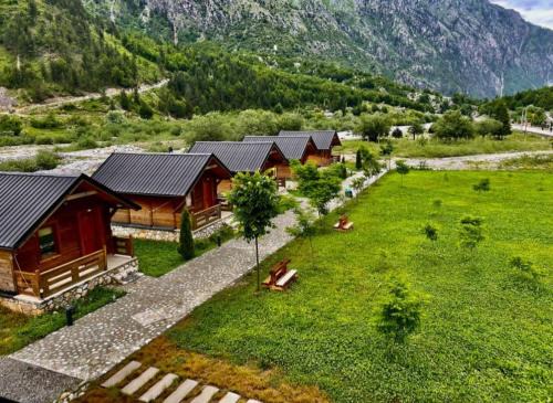 Valbone Villa | CNTR PARK VALBONa