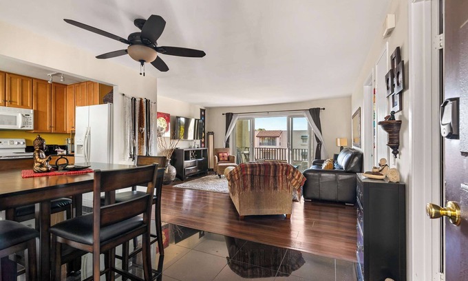 Bay Park Condo | Coastal Bay Park Condo, 2 Blocks to Mission Bay