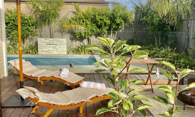 Point Lonsdale Villa | Coastal Get Away -10 mins from beach, bike trails, Lake Vic, shops, wineries!