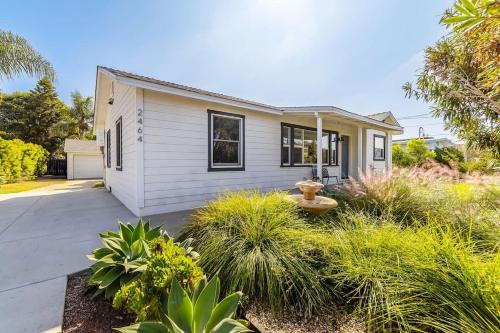 Carlsbad Village House | Coastal Palm Haven - With Hot Tub