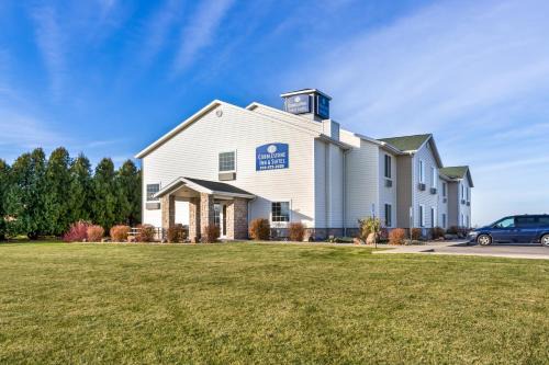 Vinton Hotel | Cobblestone Inn & Suites - Vinton, IA