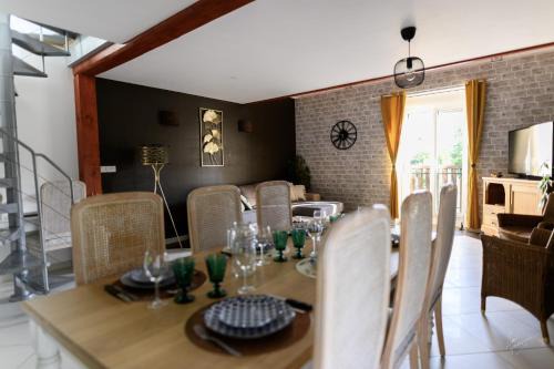 Epinal Apartment | Cocon au calme vue étang idéal familles et pros