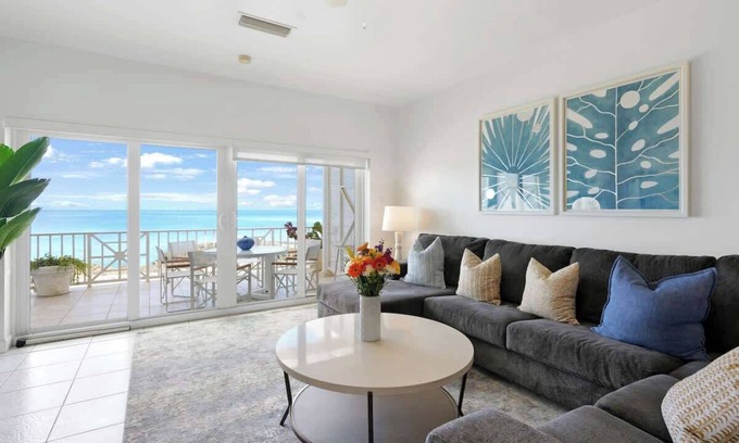 Northwest Point Condo | Coconut Bay Villas #122 West Bay 3 BR Oceanfront