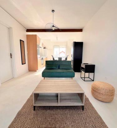 Argenteuil Apartment | Cocoon d'Argenteuil - city center, close to Paris & SNCF train station