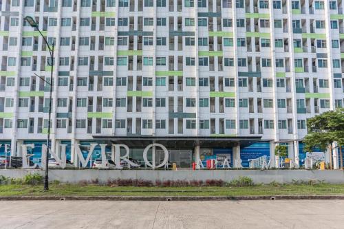 Cikarang Hotel | Collection O Cikarang Near President University Formerly Enviro