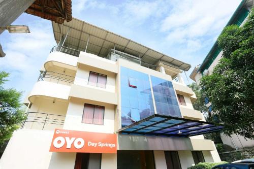 Onamthuruth Hotel | Collection O KSRTC Bus Station Kottayam Formerly Hotel O Day Springs