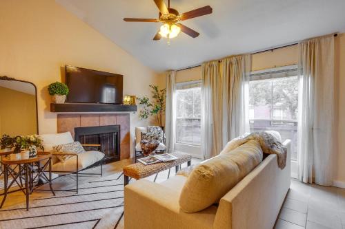 College Station House | College Station Gem with Pool Access Near University