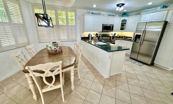 Nettles Island House | Come to paradise and enjoy this amazing 3 bedroom 2 1/2 bath located on the Blvd.