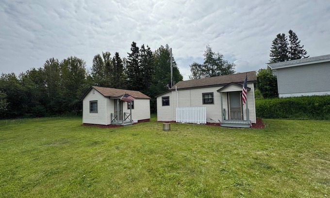 Eagle River Cottage | Come visit Lake Superior on the largest island in the continental United States.