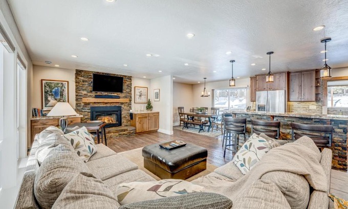 Incline Village House | Comfort is Key Cabin