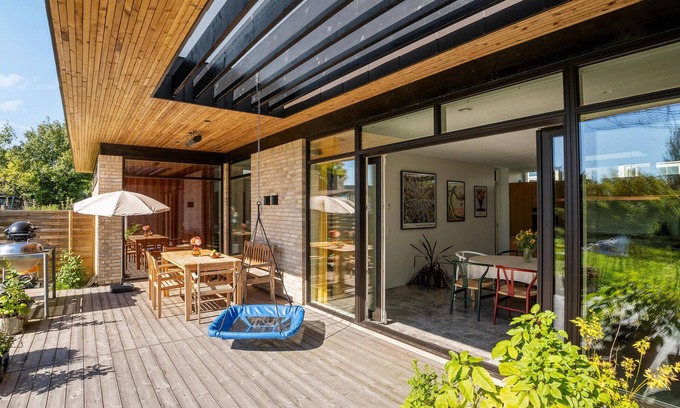 Lystrup House | Comfortable and large vacation home near the beach.