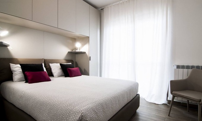 Centro Giano Apartment | Comfortable apartment located on the seventh floor of a modern residence equipped with a lift.In 40 square meters of space it comfortably accommodates 2 people with a double bedroom.Located in the Fonte Laurentina district, near the ring road, the Cecchi