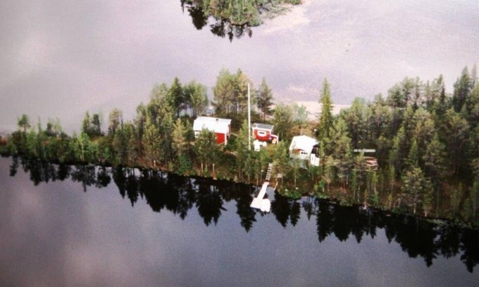 Kurravaara House | Comfortable cottage surrounded by water, fantastic scenery and in private location