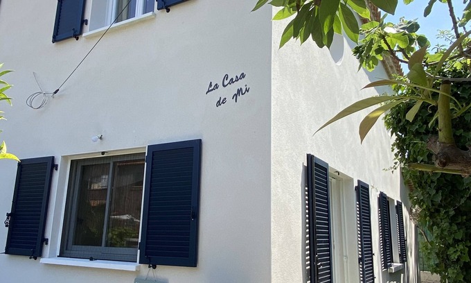 La Capte Villa | Comfortable seaside vacation home, fully renovated and air-conditioned