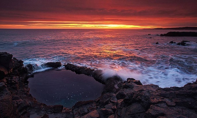 Innri-Njarthvik Apartment | Comfy beds, Jacuzzi, Downtown Keflavik, Int. Airp.7 min. Simply a smart choice.