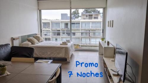 La Lonja Apartment | CONCORD PILAR"313 Almendros"50m2 en Suite -living y dormitorio- de 1 a 4 huéspedes