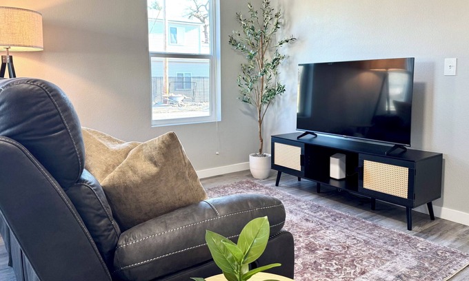 Spokane Condo | Condo in Quiet Neighborhood, Close to Everything!