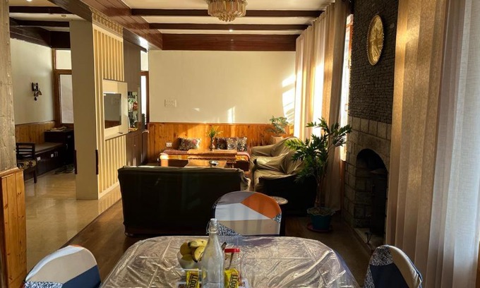 Simsa Village Ski Chalet | Conifer wood cottage