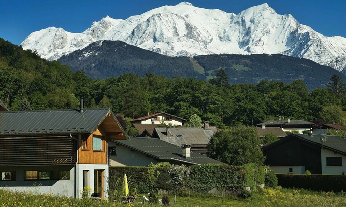 Passy Ski Chalet | Contemporary family chalet at the foot of Mont Blanc