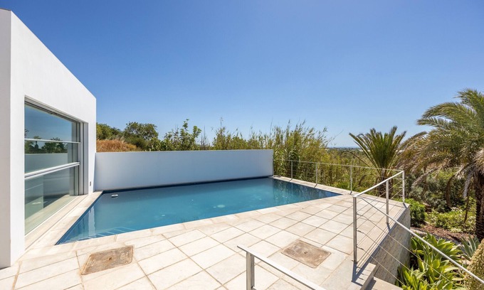 Santo Estevao Villa | Contemporary Tavira Villa | 2 Bedrooms | Casa Henna | Modern Furnishings