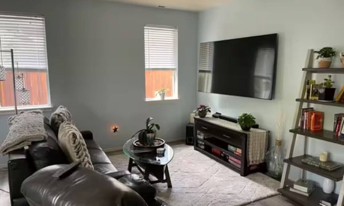 Eugene House | Conveniently located, 2 bedroom w/charming patio