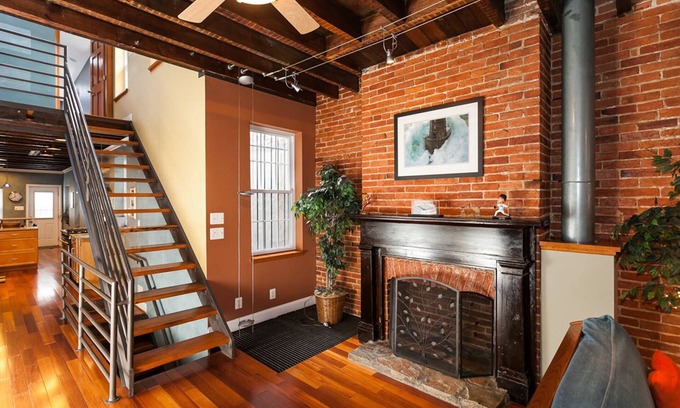 Downtown Baltimore House | Convention Ctr, Camden Yards, Inner Harbor W/Parking - 627