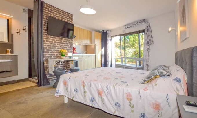 Taglio-Isolaccio Apartment | Corsica and Zen BULLE ZEN 25m² 2pers+ Baby, terrace View on wood, full nature