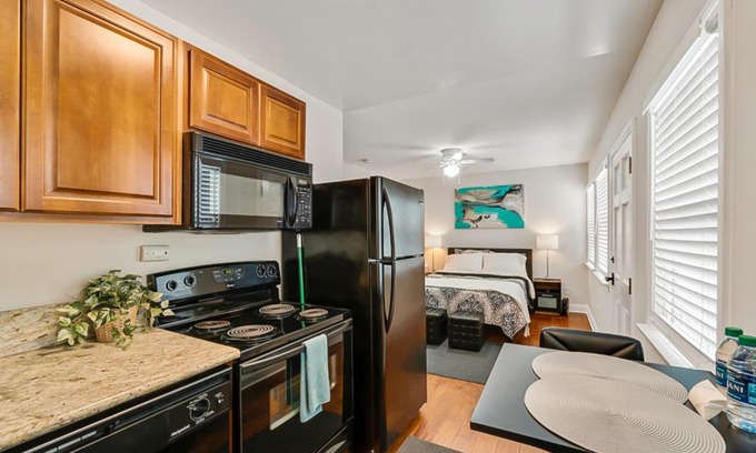 Cortez Hill Hotel | Cortez Hill Studio