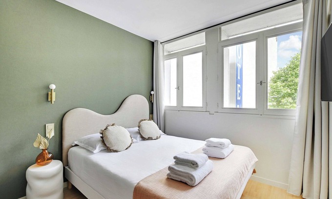 Velizy-Villacoublay Apartment | Cosy and Modern Studio - 2P - Meudon