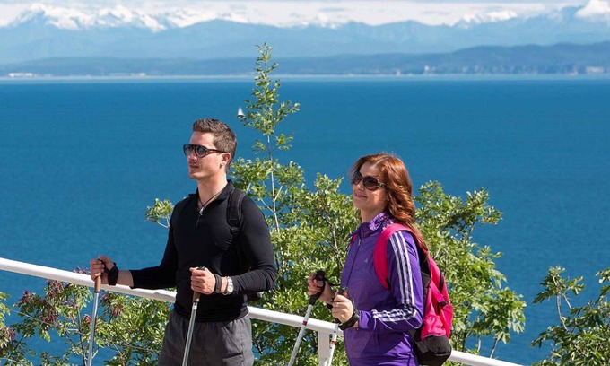 Strunjan Apartment | Cosy apartment for 6 people with pool, WIFI, A/C, TV, terrace, pets allowed and panoramic view