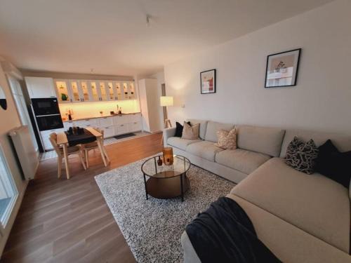 Le Blanc-Mesnil Apartment | Cosy & Modern Flat Near Paris !