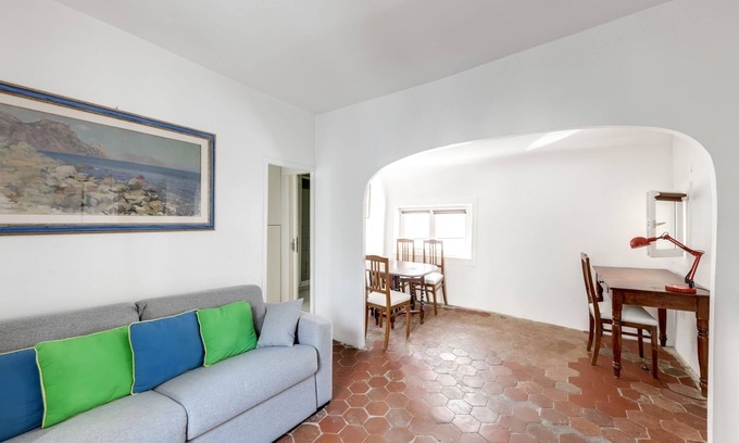 Notre Dame Apartment | Cosy Studio on Ile de la Cité - Notre Dame Cathedral